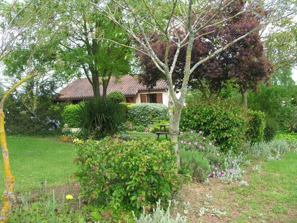 Penzion Chez Annie Saint-Avit-Rivière Exteriér fotografie